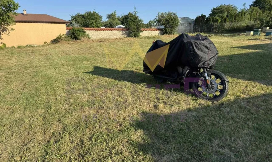 Къща с просторен двор и отлична локация в с. Водица, област Варна -  - снимка 14 - Имоти Премиер