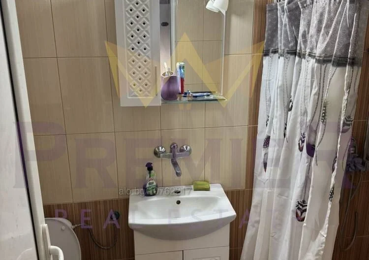 Къща с просторен двор и отлична локация в с. Водица, област Варна -  - снимка 4 - Имоти Премиер