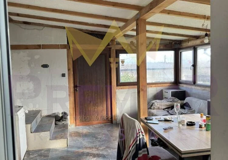 Къща с просторен двор и отлична локация в с. Водица, област Варна -  - снимка 9 - Имоти Премиер