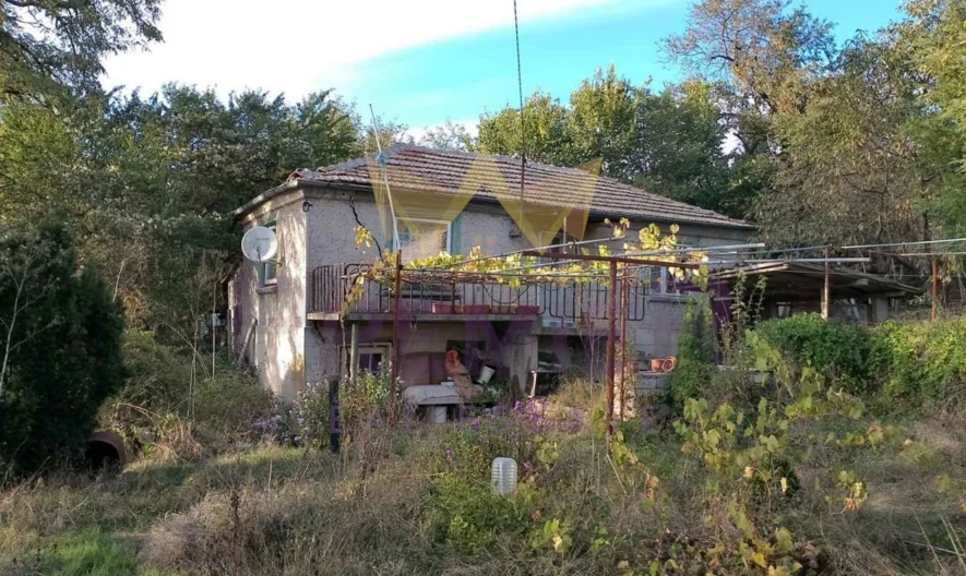 КЪЩА с. Радево -  - снимка 2 - Имоти Премиер