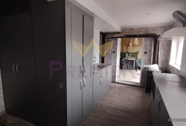 Агенция за недвижими имоти - Имоти Премиер - имот - 720023, Цена: 28000 EUR