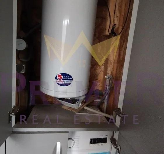 Къща с РЗП 240 кв.м. и двор 1550 кв.м. село Щипско - - снимка 12 - Имоти Премиер