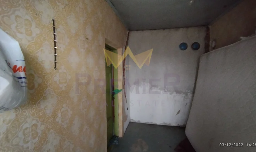 Къща с РЗП 240 кв.м. и двор 1550 кв.м. село Щипско - - снимка 8 - Имоти Премиер