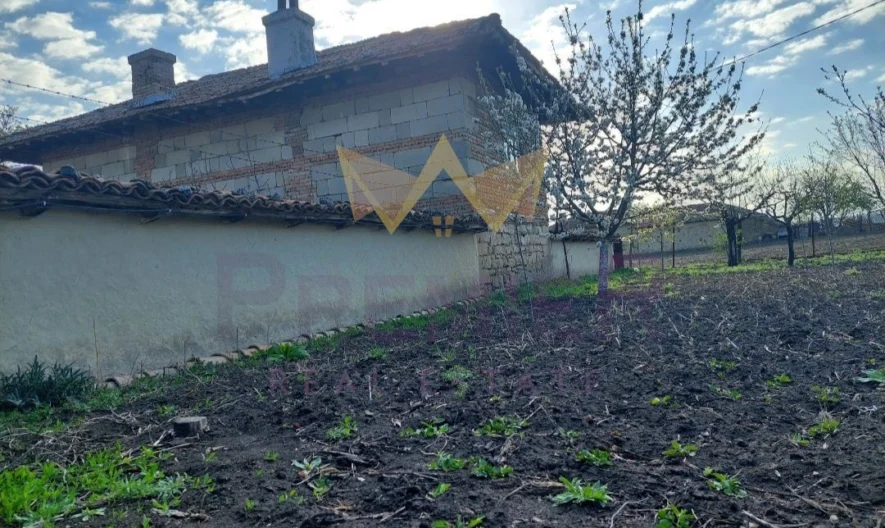 Къща с. Славейково, обл. Варна -  - снимка 10 - Имоти Премиер