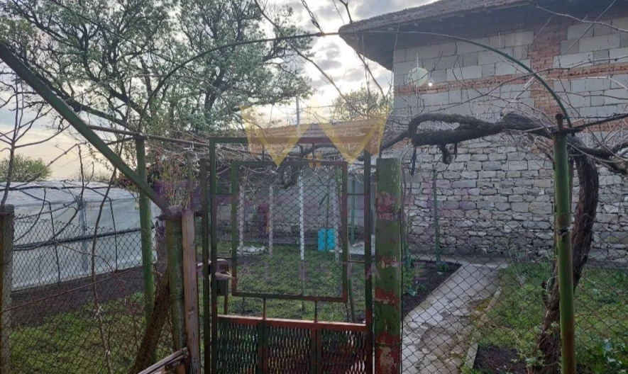 Къща с. Славейково, обл. Варна -  - снимка 11 - Имоти Премиер