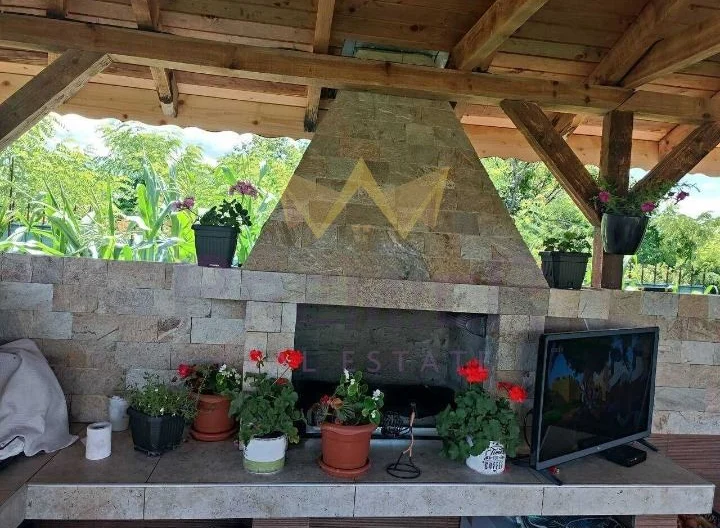 Къща с три спални и басейн с. Тръстиково -  - снимка 11 - Имоти Премиер