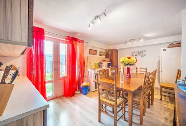 Агенция за недвижими имоти - Имоти Премиер - имот - 1080218, Цена: 219900 EUR