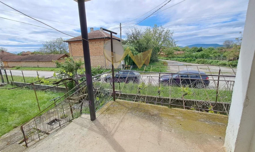 Къща с. Величково, обл. Варна -  - снимка 17 - Имоти Премиер