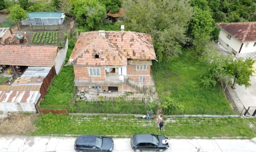 Къща с. Величково, обл. Варна -  - снимка 20 - Имоти Премиер