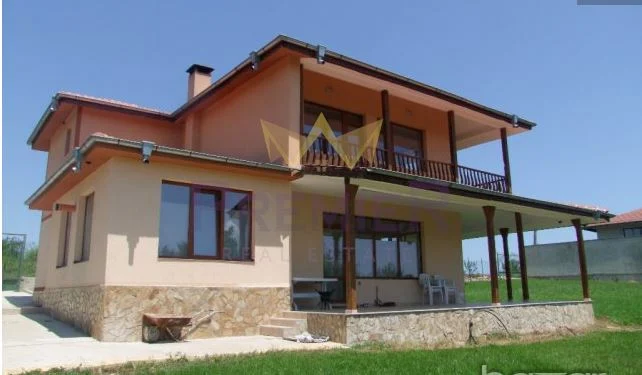 Къща с. Юнец - - снимка 5 - Имоти Премиер