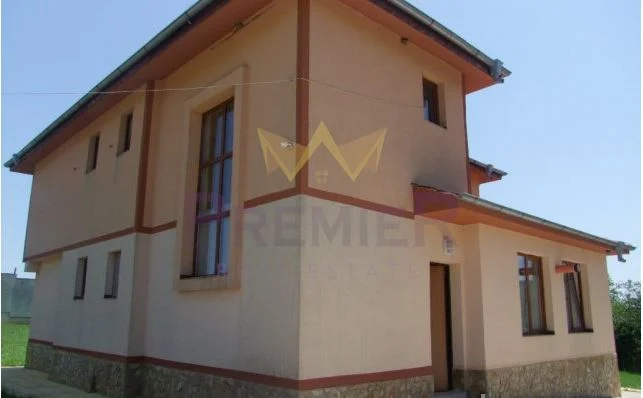 Къща с. Юнец -  - снимка 9 - Имоти Премиер