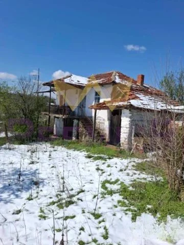 Къща със стопанска постройка -  - снимка 1 - Имоти Премиер