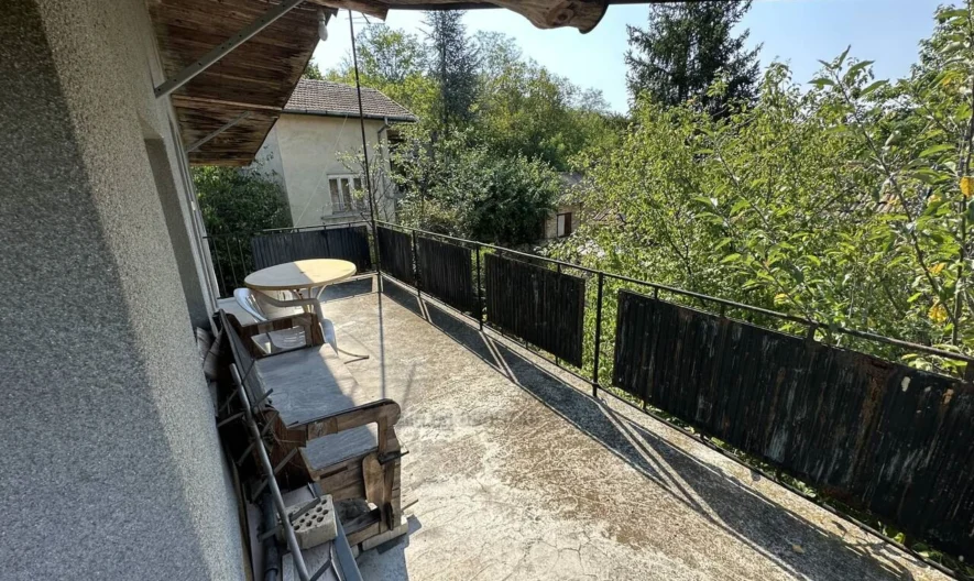 Къща с.Бенковски -  - снимка 4 - Имоти Премиер