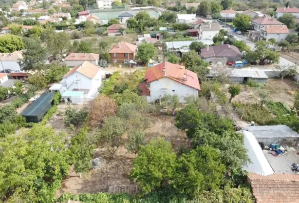 Агенция за недвижими имоти - Имоти Премиер - имот - 1069934, Цена: 195000 EUR