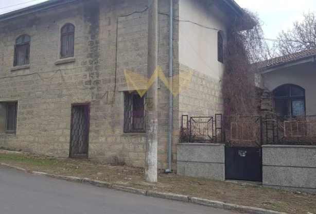 Агенция за недвижими имоти - Имоти Премиер - имот - 920056, Цена: 120000 EUR