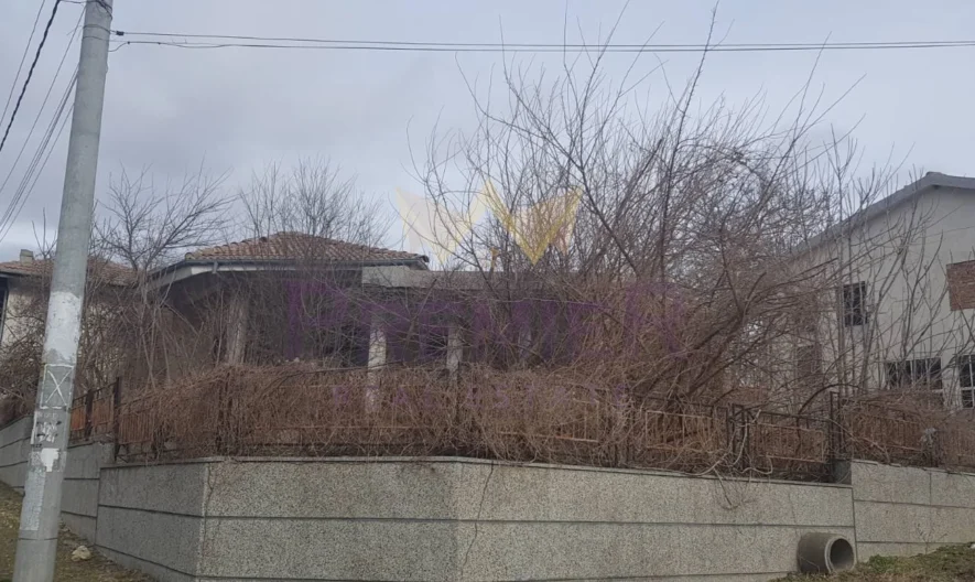 Къща с.Добрина -  - снимка 8 - Имоти Премиер