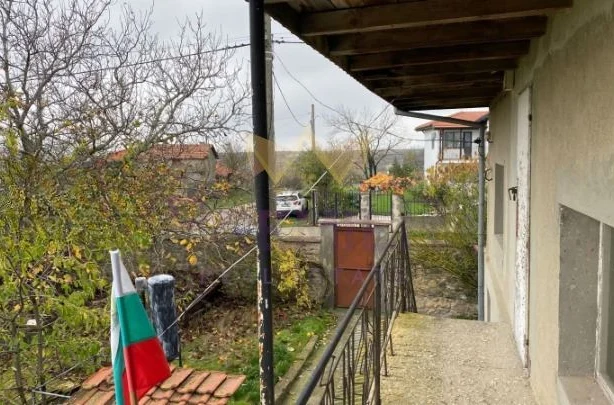 Агенция за недвижими имоти - Имоти Премиер - имот - 1106321, Цена: 185000 EUR