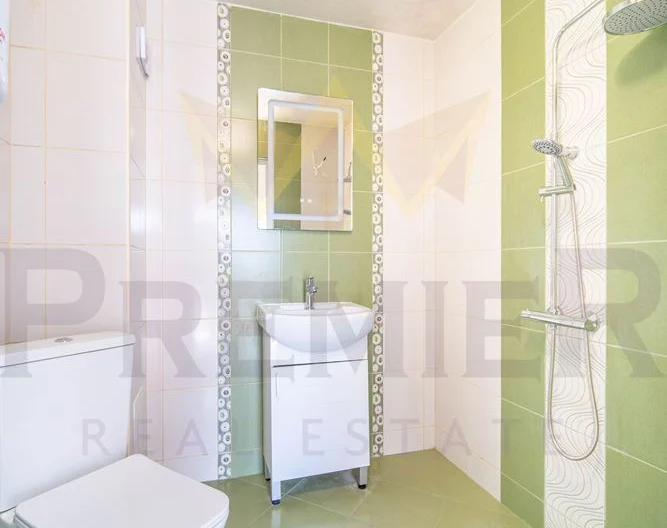 Къща след ремонт кв. Виница - - снимка 13 - Имоти Премиер