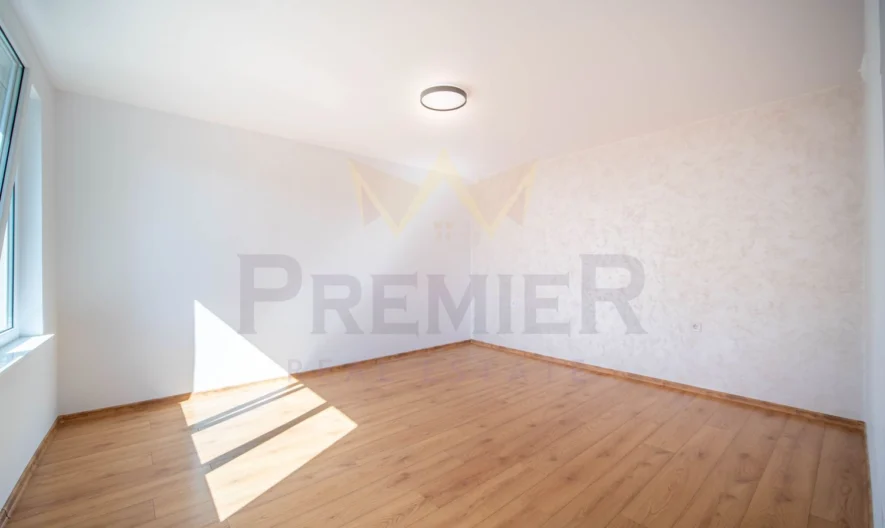 Къща след ремонт кв. Виница - - снимка 9 - Имоти Премиер