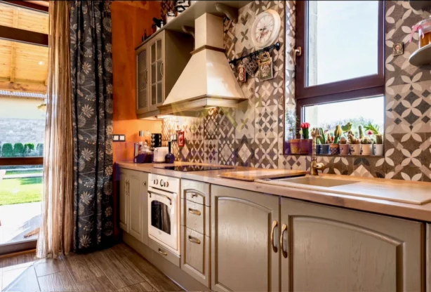 Агенция за недвижими имоти - Имоти Премиер - имот - 1015974, Цена: 450000 EUR