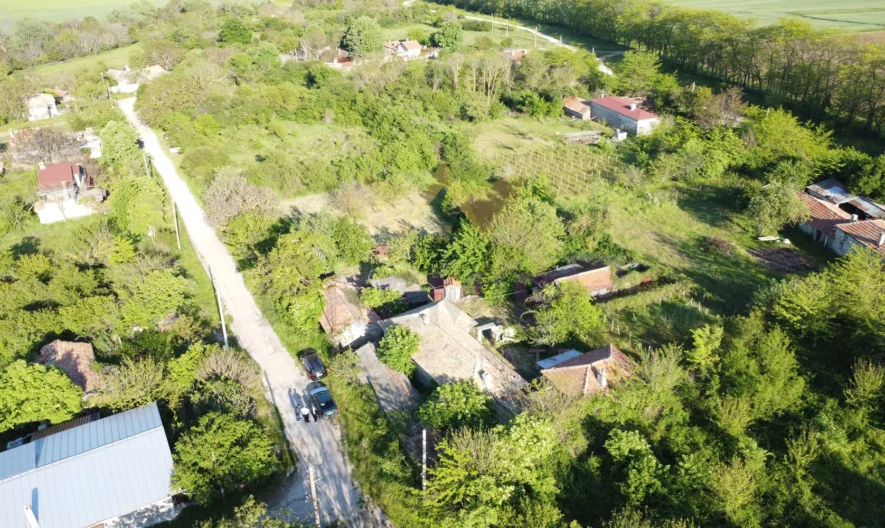 Къща в Аврен - - снимка 5 - Имоти Премиер