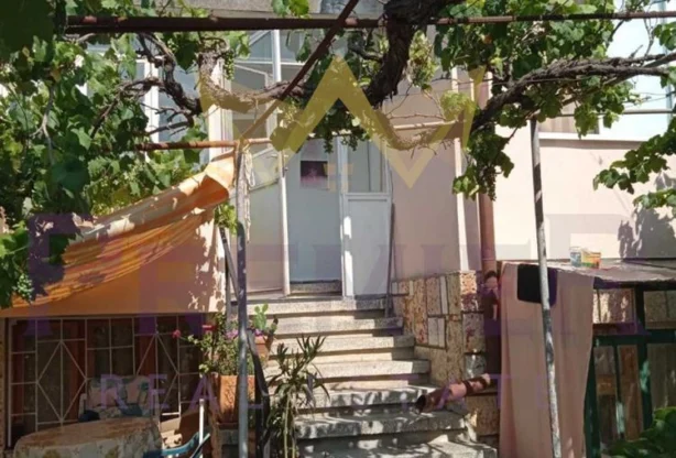 Агенция за недвижими имоти - Имоти Премиер - имот - 993814, Цена: 105000 EUR