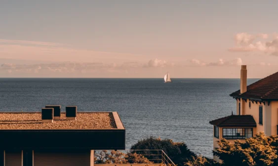 Агенция за недвижими имоти Варна - Къща в Балчик – как се развива пазарът и струва ли си покупката в Северното Черноморие