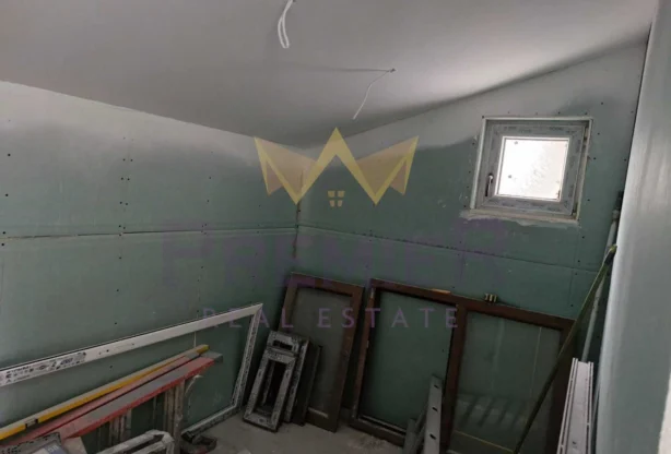 Агенция за недвижими имоти - Имоти Премиер - имот - 1049038, Цена: 127000 EUR