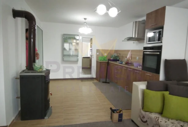 Агенция за недвижими имоти - Имоти Премиер - имот - 1155399, Цена: 207500 EUR