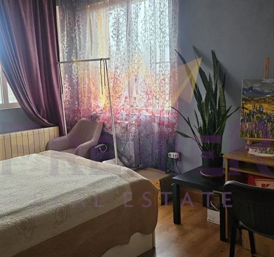 КЪЩА В ДОЛНАТА ЧАСТ НА ВИНИЦА -  - снимка 10 - Имоти Премиер