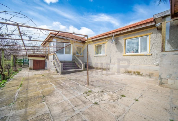 Агенция за недвижими имоти - Имоти Премиер - имот - 1190960, Цена: 129000 EUR