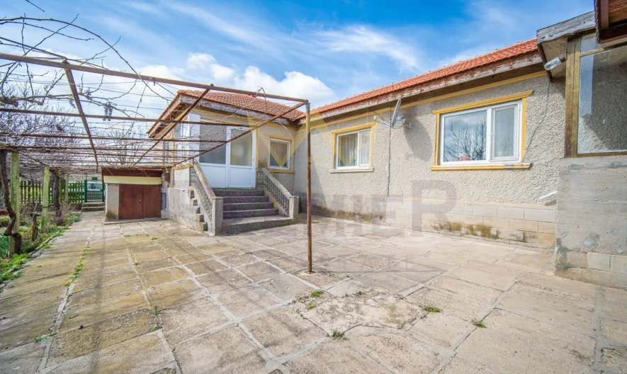 Къща в Дуранкулак -  - снимка 2 - Имоти Премиер