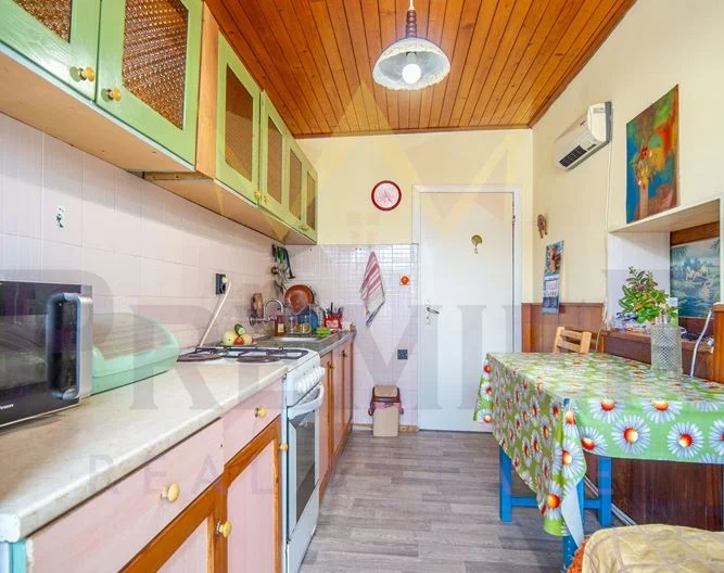 Къща в гр. Балчик -  - снимка 12 - Имоти Премиер