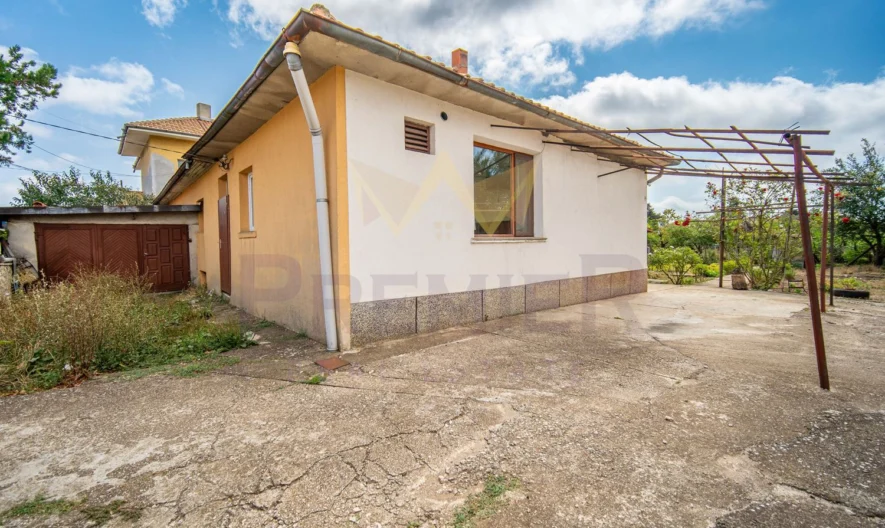 Къща в гр. Балчик -  - снимка 5 - Имоти Премиер