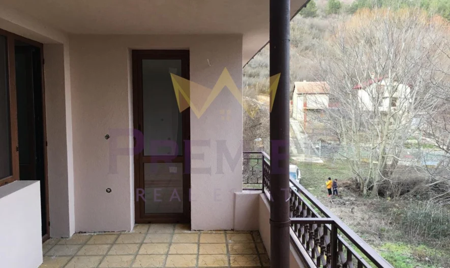 Къща в гр. Балчик -  - снимка 8 - Имоти Премиер