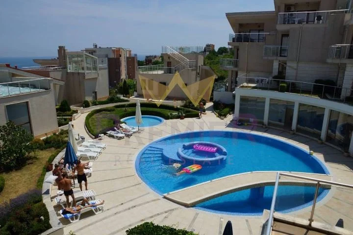 Къща  в гр. Бяла, област Варна -  - снимка 13 - Имоти Премиер