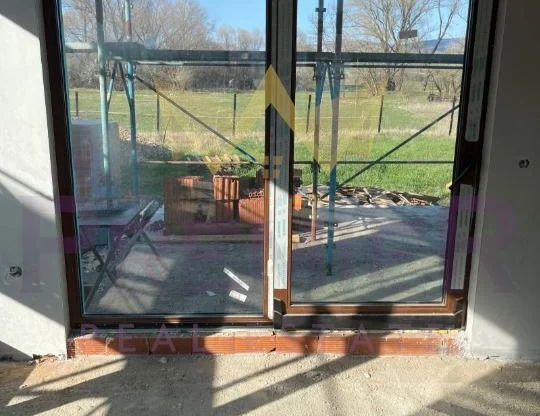 Агенция за недвижими имоти - Имоти Премиер - имот - 761259, Цена: 239000 EUR