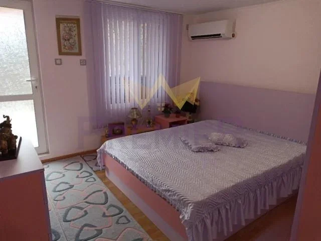 Къща в гр. Кричим -  - снимка 1 - Имоти Премиер