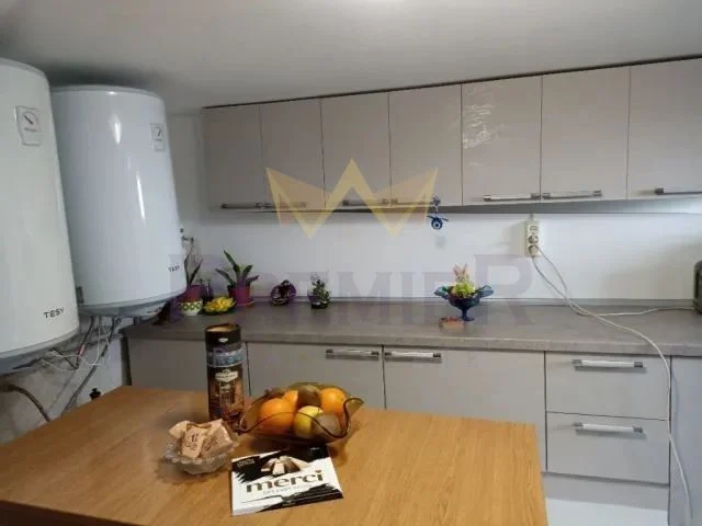 Къща в гр. Кричим -  - снимка 12 - Имоти Премиер