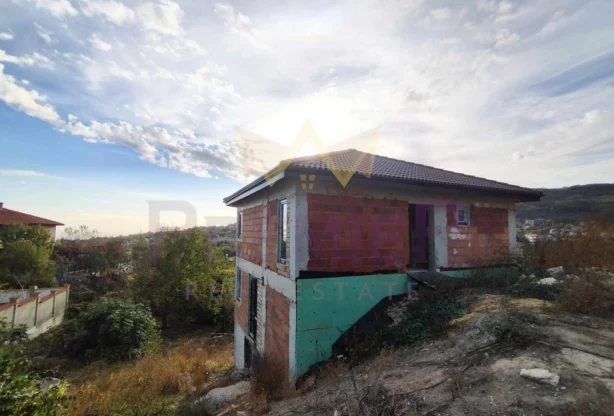 Агенция за недвижими имоти - Имоти Премиер - имот - 806889, Цена: 200000 EUR