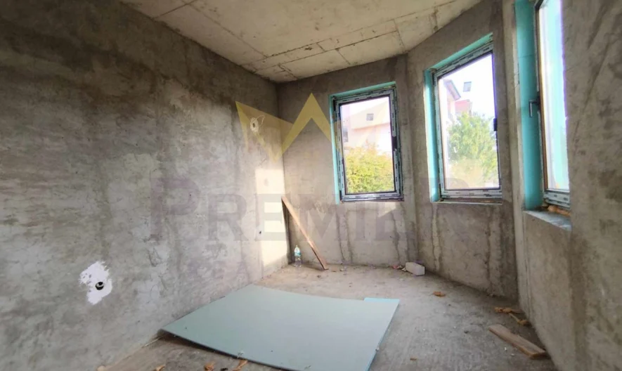 Къща в град Балчик с морска панорама ! - - снимка 9 - Имоти Премиер