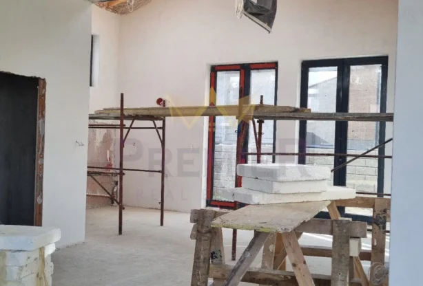 Агенция за недвижими имоти - Имоти Премиер - имот - 770337, Цена: 247000 EUR