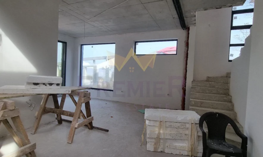 Къща в кв. Аспарухово -  - снимка 12 - Имоти Премиер