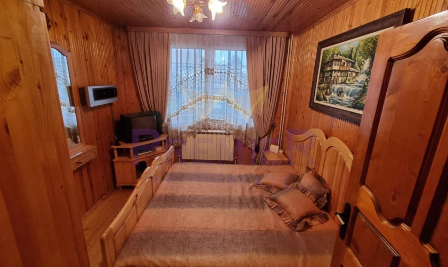 КЪЩА в кв.Бриз -  - снимка 11 - Имоти Премиер