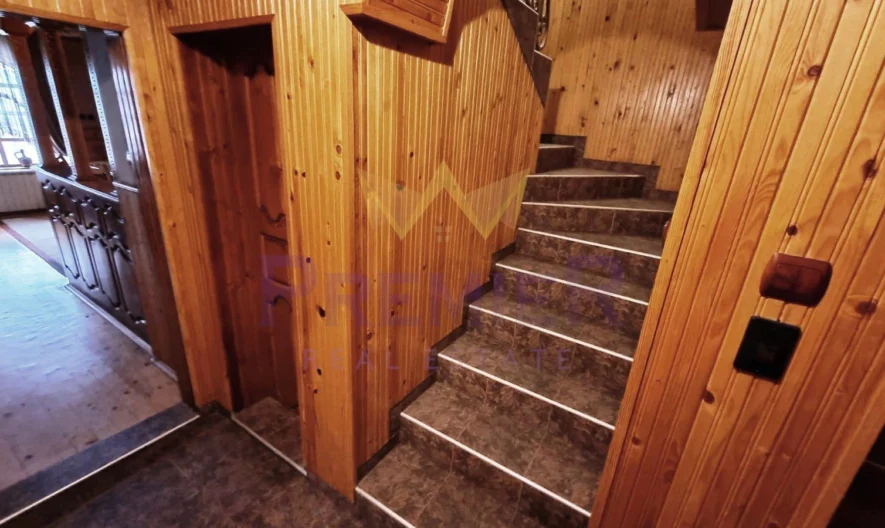 КЪЩА в кв.Бриз - - снимка 21 - Имоти Премиер