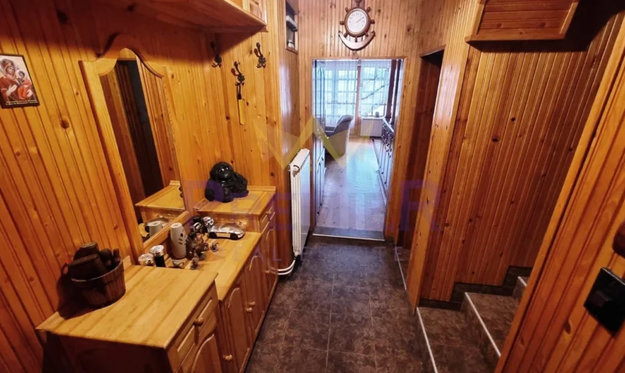 КЪЩА в кв.Бриз -  - снимка 5 - Имоти Премиер