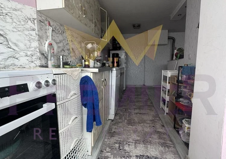 Къща в кв.Галата -  - снимка 10 - Имоти Премиер