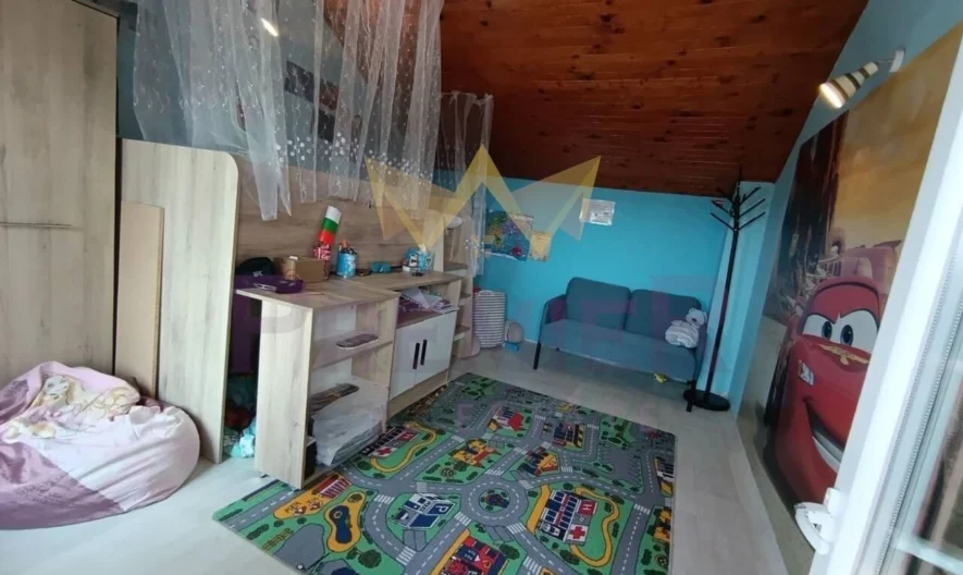 Къща в кв.Галата -  - снимка 15 - Имоти Премиер