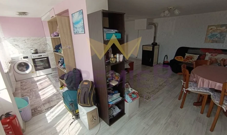 Къща в кв.Галата -  - снимка 18 - Имоти Премиер