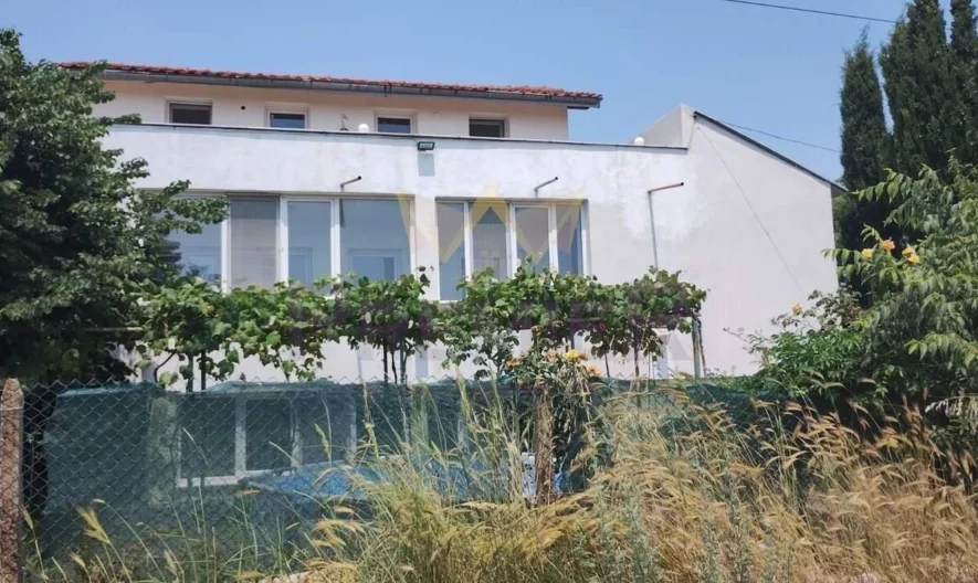 Къща в кв.Галата -  - снимка 19 - Имоти Премиер